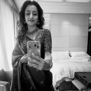 trisha-krishnan-latest-photos-in-wedding-look-007