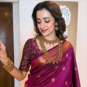 trisha-krishnan-latest-photos-in-wedding-look-008