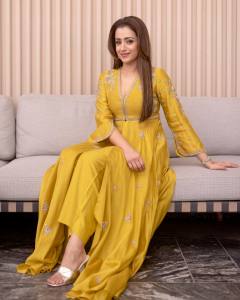 trisha-krishnan-latest-photoshoot