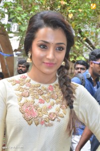 trisha-krishnan-latest-pictures-54328