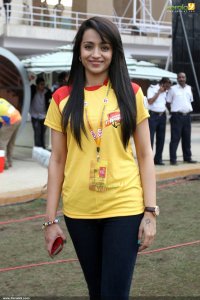 trisha-krishnan-new-photos-00331
