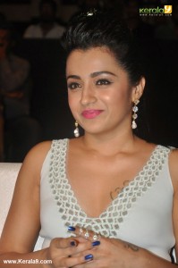 trisha-latest-photos-0922-00682