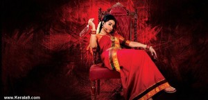 trisha-latest-stills-114-00178