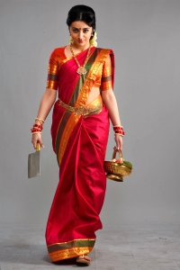 Actress Trisha Krishnan Photos in Nayagi Movie