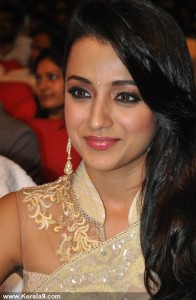 trisha-new-images-00244
