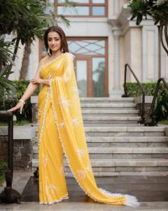 trisha-new-photos-in-thread-work-saree-004