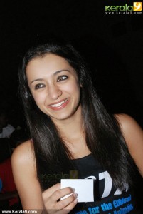 trisha-new-photos43