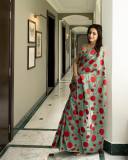 trisha-in-dot-print-design-saree-photos-002