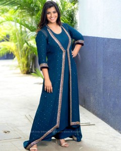 varalakshmi-latest-photos-01-231