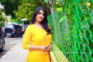 varalakshmi-sarathkumar-latest-images-061-538