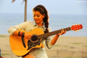 varalakshmi-sarathkumar-latest-images-09394-567