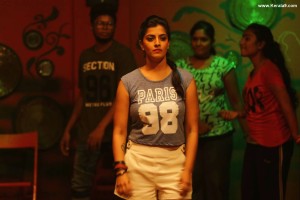 varalakshmi-sarathkumar-latest-images-09394-786