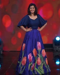 varalakshmi-sarathkumar-latest-photos