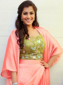 varalakshmi-sarathkumar-recent-photos-041-171