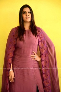varalakshmi-sarathkumar-recent-photos-09341-712