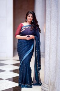 varalakshmi-sarathkumar-saree-photos-091260