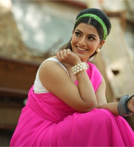 varalaxmi-sarathkumar-latest-photos-in-new-makeover-007
