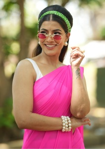 varalaxmi-sarathkumar-latest-photos-in-new-makeover-009