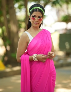varalaxmi-sarathkumar-latest-photos-in-new-makeover-010