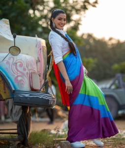 varalaxmi-sarathkumar-latest-photos-in-new-makeover-026