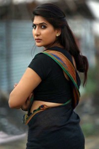varalaxmi-sarathkumar-stills-16843