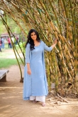 varalakshmi-sarathkumar-latest-images-099838-229