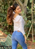 Vedhika-new-photoshoot-pics-02-001