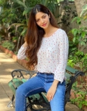 Vedhika-new-photoshoot-pics-02