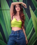 actress-vedhika-new-workout-photos-002