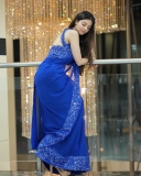vedhika-vacation-photos-at-beach-001