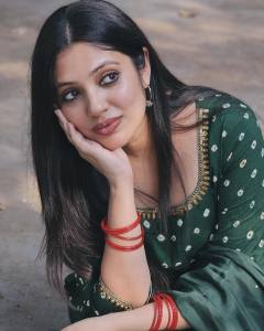 veena-nandakumar-in-green-churidar-dress-photos