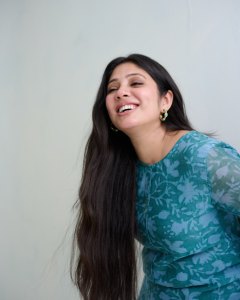 veena-nandakumar-in-light-blue-long-dress-design-ideas-images-005