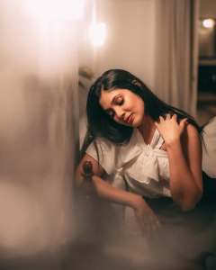 veena-nandakumar-in-palazzo-pants-and-crop-top-photos-005