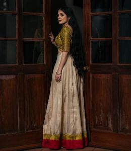 veena-nandakumar-latest-photos-007