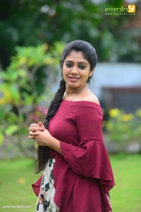 veena-nandakumar-latest-pictures-450-00423