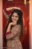 veena-nandakumar-latest-pics-443-00521