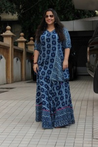 vidhya-balan-latest-stills-981-00138