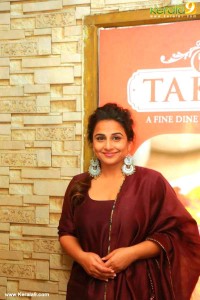 vidhya-balan-photos-100-01284