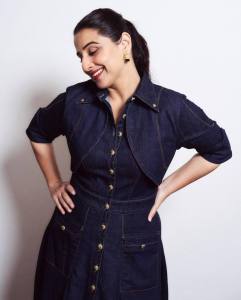 vidya-balan-in-jeans-material-frock-styling-photos-002