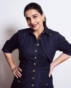 vidya-balan-in-jeans-material-frock-styling-photos-004