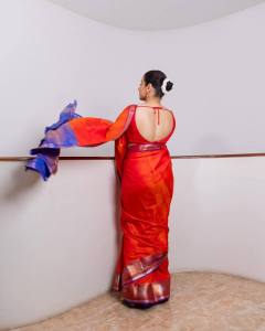vidya-balan-in-latest-trending-saree-ideas-photos-006