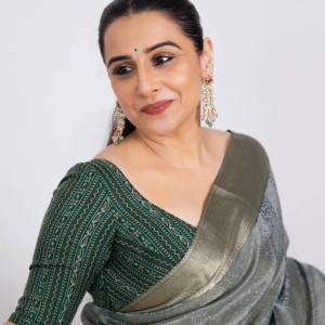 vidya-balan-in-latest-trending-saree-ideas-photos-010