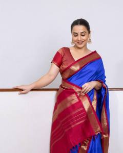 vidya-balan-in-latest-trending-saree-ideas-photos-021