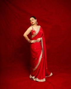 vidya-balan-in-latest-trending-saree-ideas-photos-024