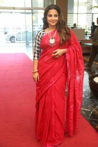 vidya-balan-latest-photos-432