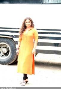 vidya-balan-latest-photos-00552