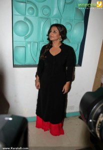 vidya-balan-latest-pictures-00342
