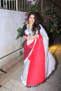 vidya-balan-latest-pictures-11126