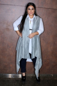 vidya-balan-latest-pictures-22240