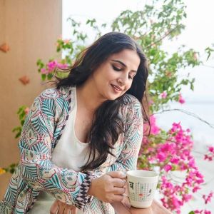 vidya-balan-latest-saree-photos-013